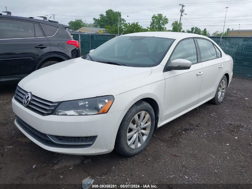 2013 Volkswagen Passat 2.5L S VIN: 1VWAH7A35DC100496 Lot: 39358281