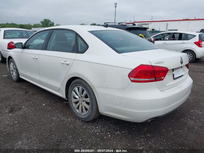 2013 Volkswagen Passat 2.5L S VIN: 1VWAH7A35DC100496 Lot: 39358281