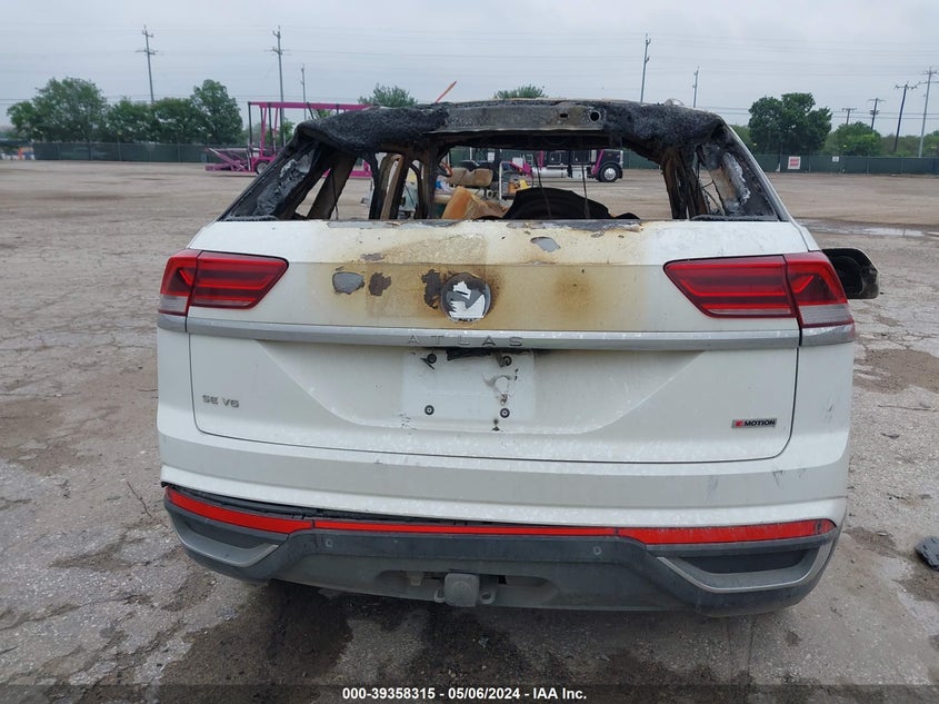 2022 VOLKSWAGEN ATLAS CROSS SPORT 3.6L V6 SE W/TECHNOLOGY - 1V2HE2CA4NC212652