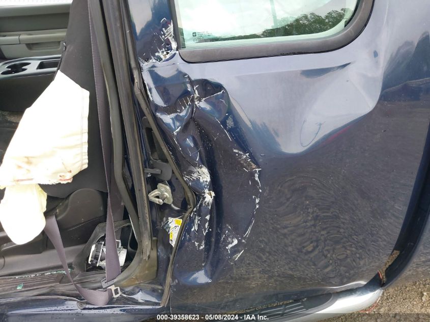 2011 Chevrolet Silverado 1500 Work Truck VIN: 1GCRKPE38BZ144200 Lot: 39358623