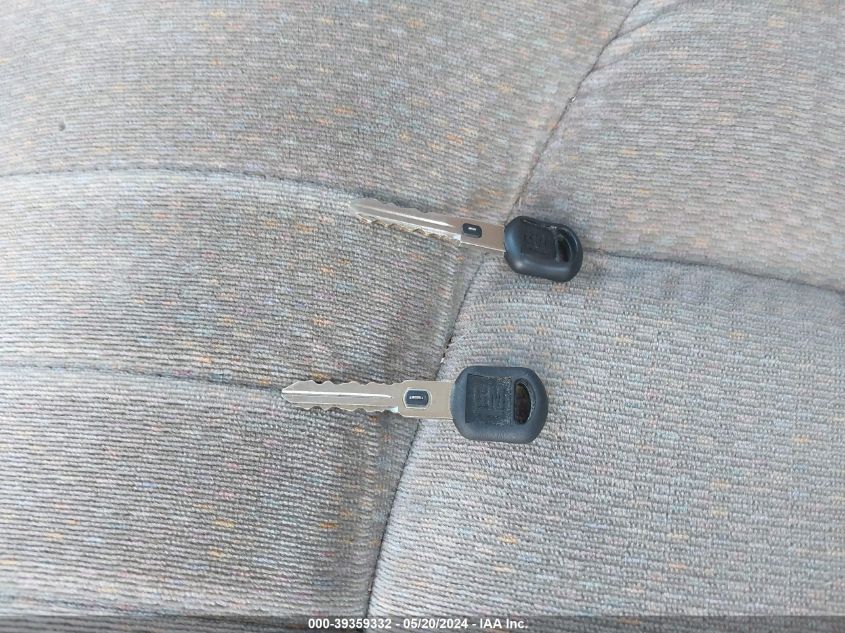 2001 Buick Century Custom VIN: 2G4WS52J811132545 Lot: 39359332