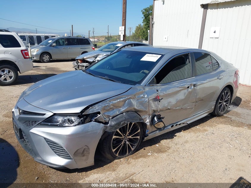 2018 TOYOTA CAMRY L/LE/XLE/SE/XSE - 4T1B11HK4JU613536