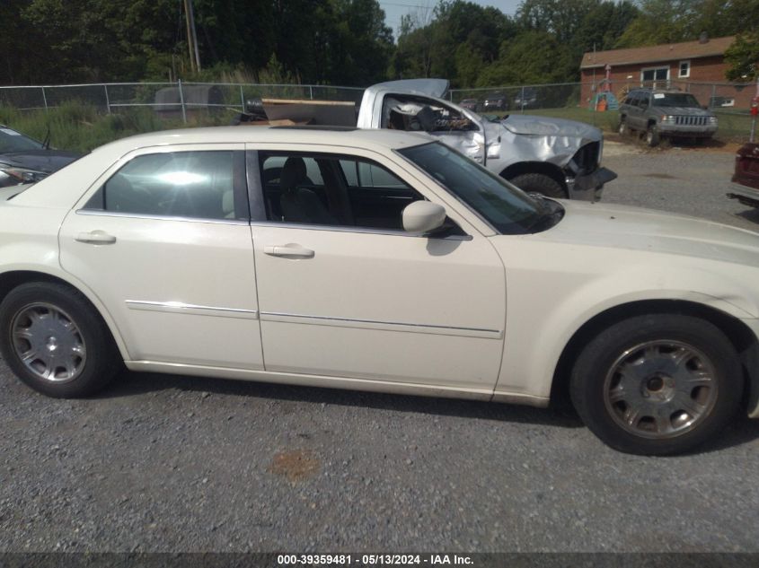 2006 Chrysler 300 Touring VIN: 2C3KA53G66H111284 Lot: 39359481