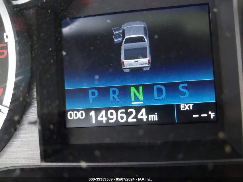 2017 TOYOTA TUNDRA SR5 4.6L V8 - 5TFEM5F14HX113539