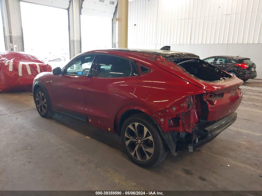 2022 Ford Mustang Mach-E Premium VIN: 3FMTK3SUXNMA23942 Lot: 39359590
