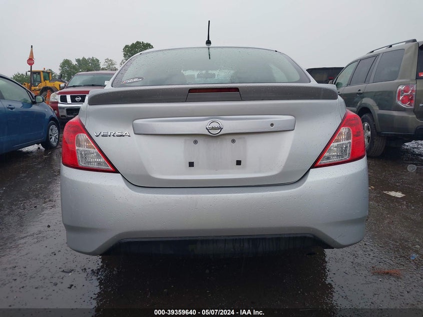2018 NISSAN VERSA 1.6 S+ - 3N1CN7AP8JL816920