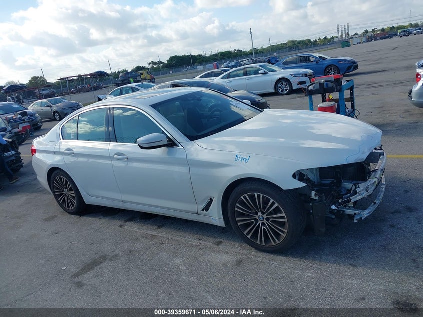 VIN WBAJA5C56KWW06745 2019 BMW 530I I