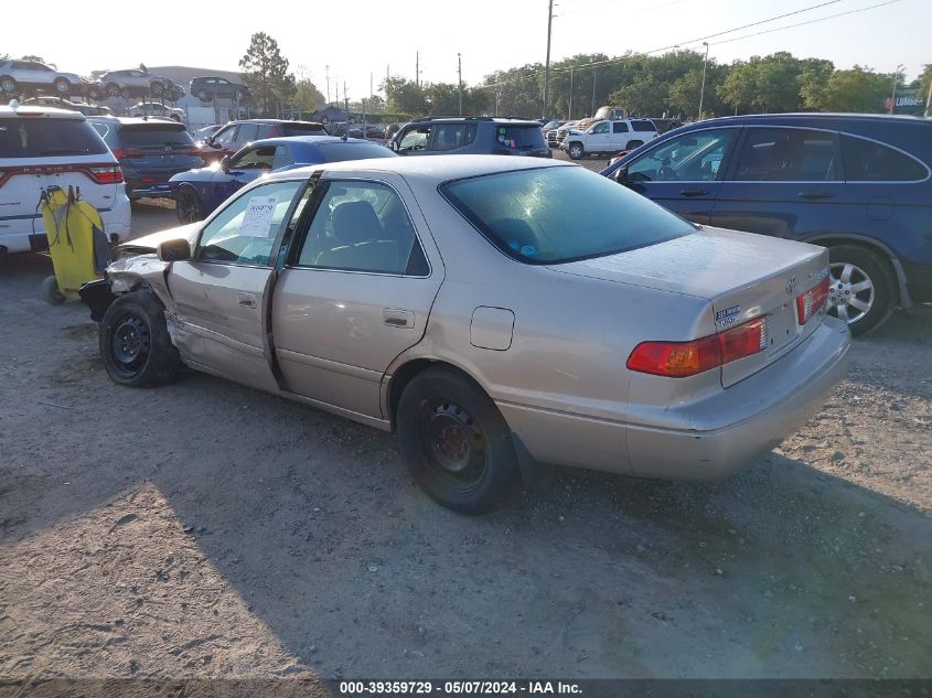 2000 Toyota Camry Le V6 VIN: 4T1BF22KXYU946821 Lot: 39359729