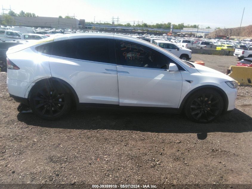 5YJXCBE26KF153711 2019 Tesla Model X 100D/75D/Long Range