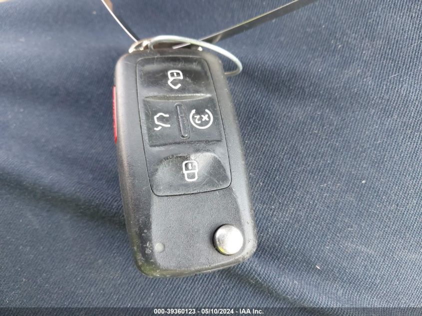 2015 VOLKSWAGEN PASSAT SEL - 1VWCT7A36FC002300