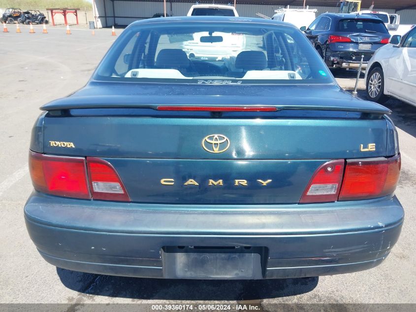 1996 Toyota Camry Dx/Le/Xle VIN: JT2BG12K1T0399779 Lot: 39360174