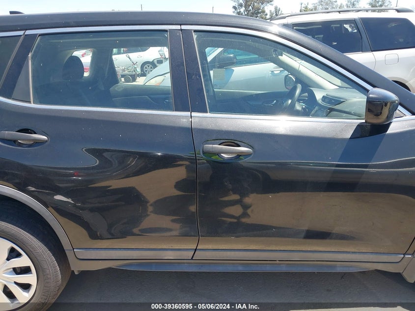2018 NISSAN ROGUE VIN: KNMAT2MT6JP539260