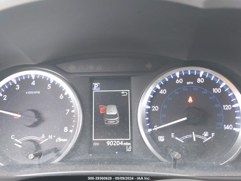 2017 Toyota Highlander Le VIN: 5TDBZRFH2HS38404 Lot: 39360628