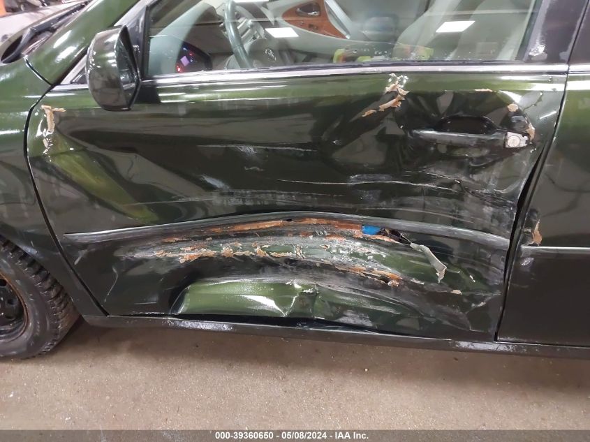 2010 Toyota Camry Xle VIN: 4T4BF3EK5AR051198 Lot: 39360650