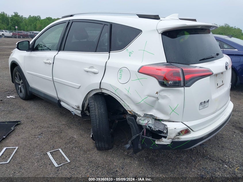 2017 TOYOTA RAV4 XLE - JTMRFREV0HJ174400