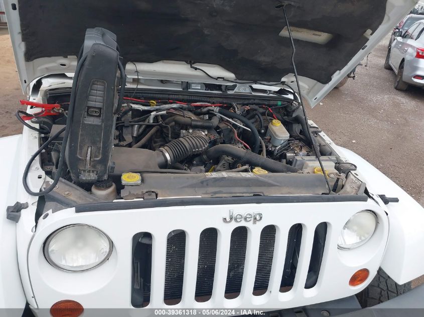 2011 Jeep Wrangler Sahara VIN: 1J4GA5D10BL575268 Lot: 39361318