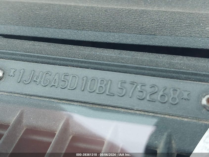 2011 Jeep Wrangler Sahara VIN: 1J4GA5D10BL575268 Lot: 39361318