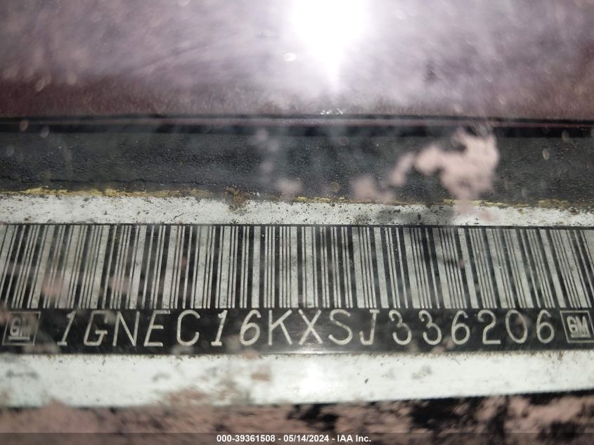 1995 Chevrolet Suburban C1500 VIN: 1GNEC16KXSJ336206 Lot: 39361508