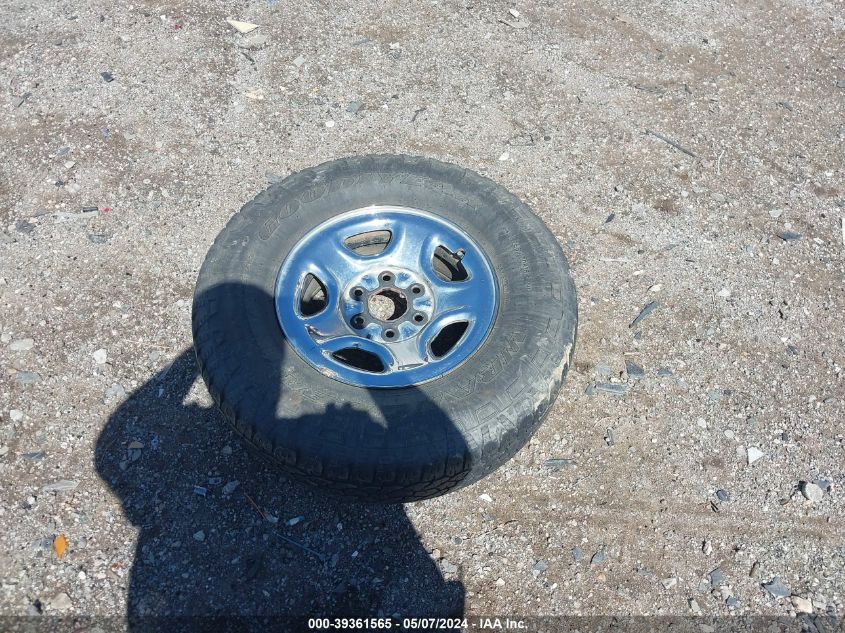 2003 Chevrolet Silverado 1500 Ls VIN: 2GCEC19X531393666 Lot: 43152960