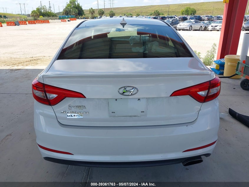 VIN 5NPE24AF1HH471888 2017 HYUNDAI SONATA SE