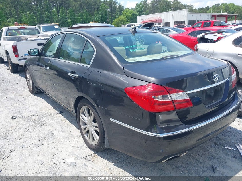 2013 Hyundai Genesis 3.8 VIN: KMHGC4DD3DU251065 Lot: 39361819