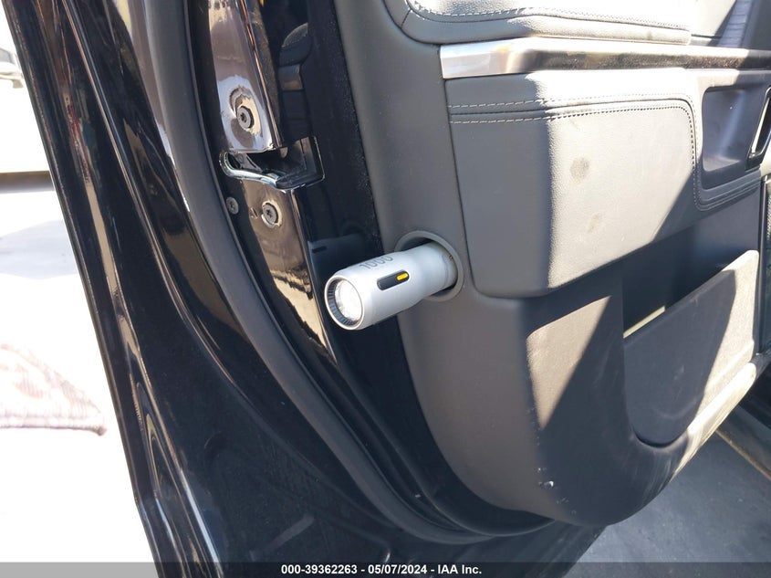 VIN 7PDSGABA9PN010175 2023 RIVIAN R1S ADVENTURE