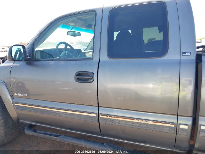 2000 Chevrolet Silverado 2500 Ls VIN: 1GCGK29U1YE418558 Lot: 39362699