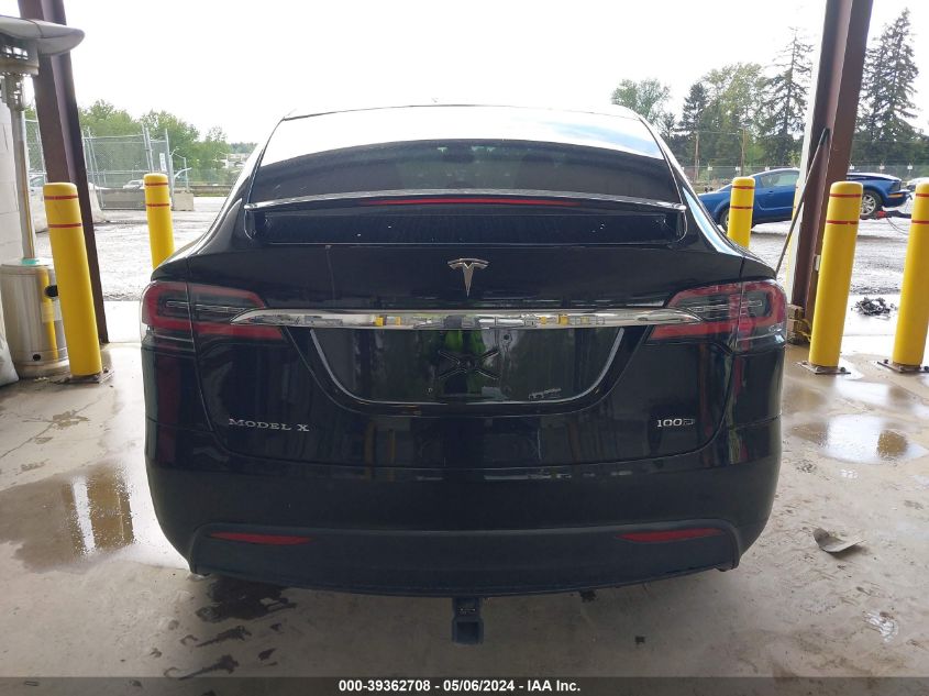 2018 Tesla Model X 100D/75D/P100D VIN: 5YJXCAE21JF119863 Lot: 39362708