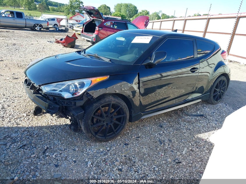 2014 Hyundai Veloster Turbo W/Blue VIN: KMHTC6AE5EU207125 Lot: 39362836