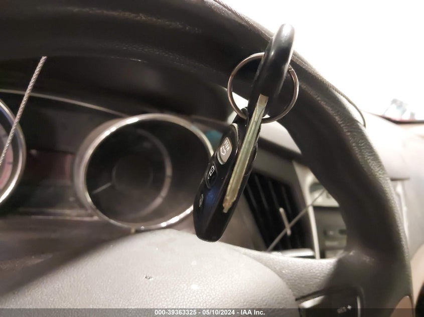 2013 HYUNDAI SONATA GLS - 5NPEB4AC3DH765535