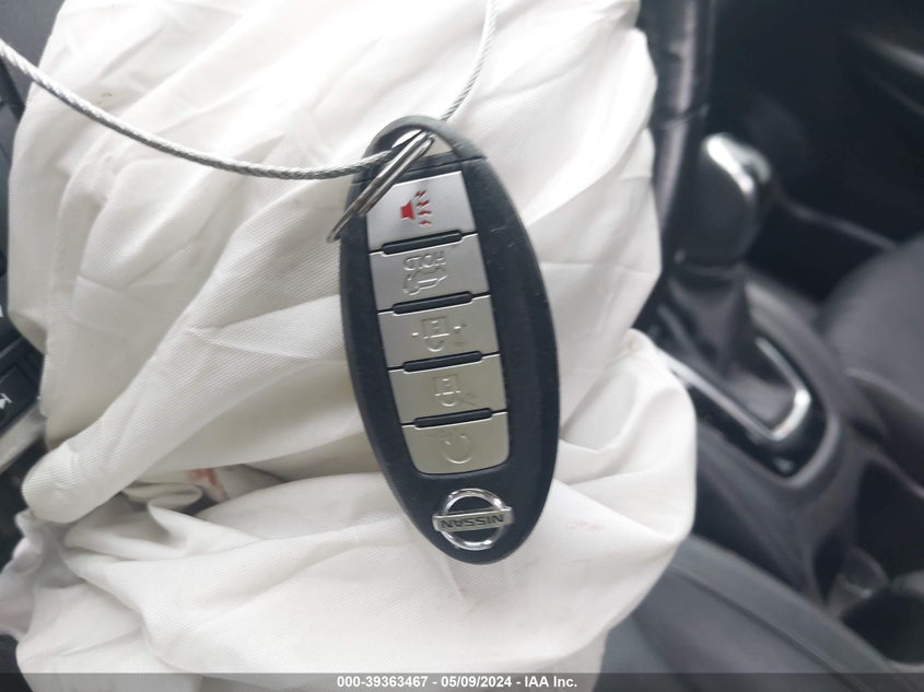 2017 NISSAN ROGUE S/SL/SV - JN8AT2MT8HW144050