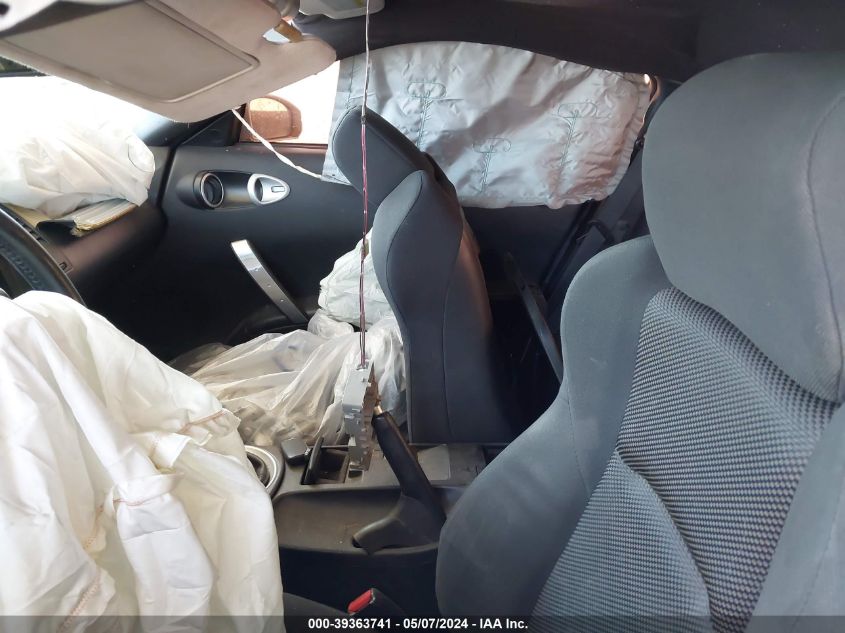 2003 Nissan 350Z Performance VIN: JN1AZ34E33T013641 Lot: 39363741