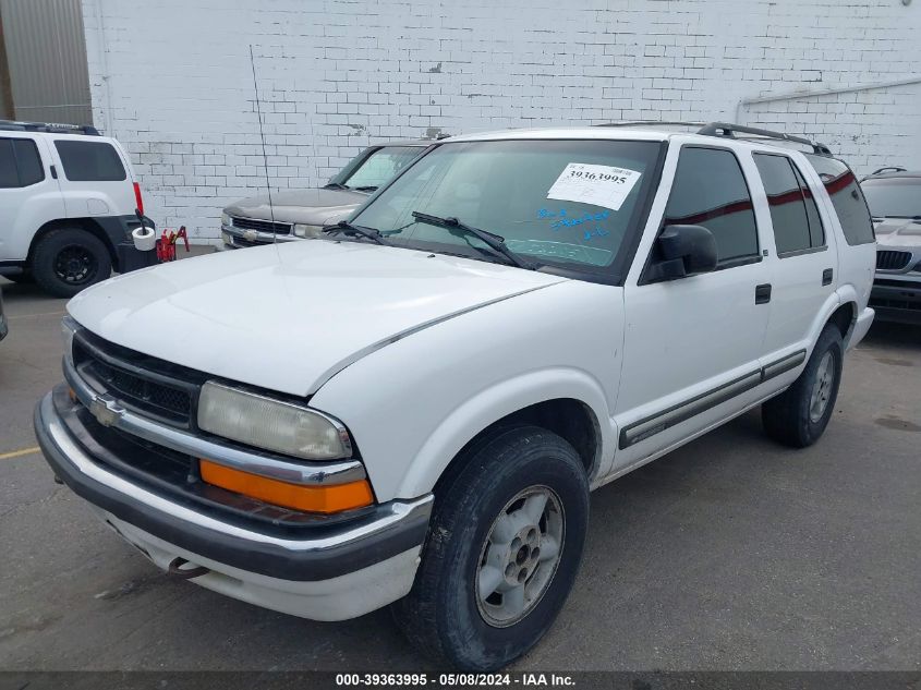 2000 Chevrolet Blazer Ls VIN: 1GNDT13W2Y2369660 Lot: 39363995