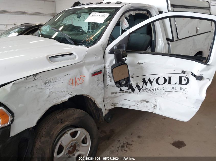 2019 Ram 3500 Tradesman Regular Cab 4X4 8' Box VIN: 3C63R3AJ6KG658598 Lot: 39364105