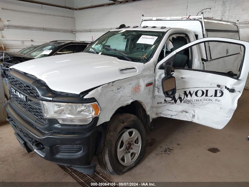 2019 Ram 3500 Tradesman Regular Cab 4X4 8' Box VIN: 3C63R3AJ6KG658598 Lot: 39364105