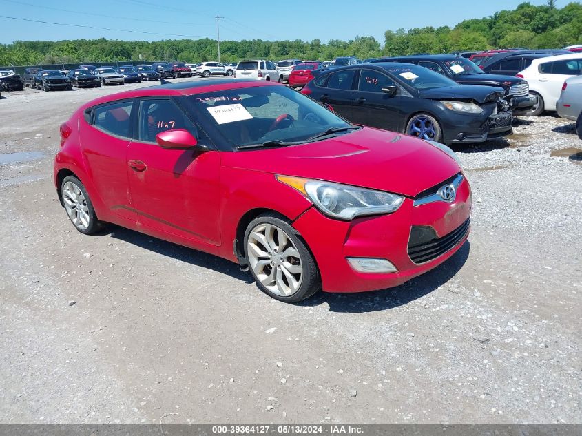 2012 Hyundai Veloster Base W/Red/Black VIN: KMHTC6AD6CU053903 Lot: 39364127