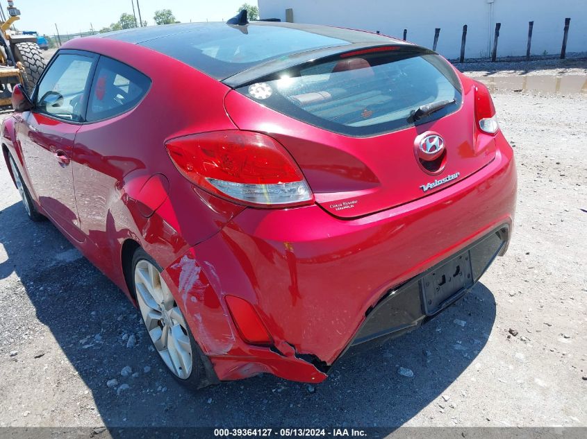 2012 Hyundai Veloster Base W/Red/Black VIN: KMHTC6AD6CU053903 Lot: 39364127