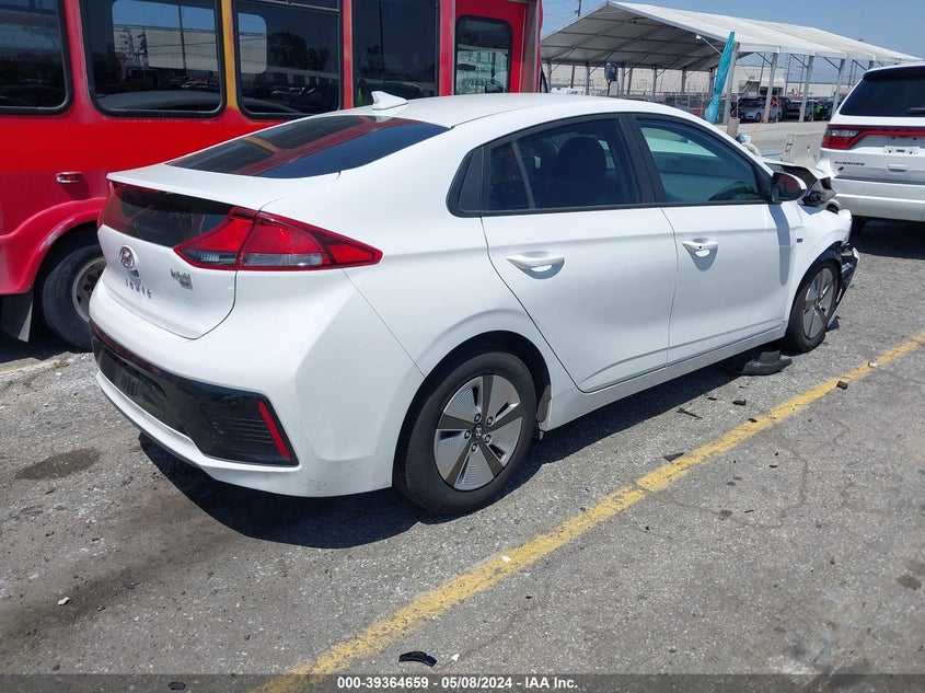 2017 Hyundai Ioniq Hybrid Blue VIN: KMHC65LC3HU039602 Lot: 39364659