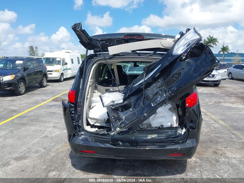 VIN 2C4RC1CG7NR227034 2022 CHRYSLER VOYAGER LX