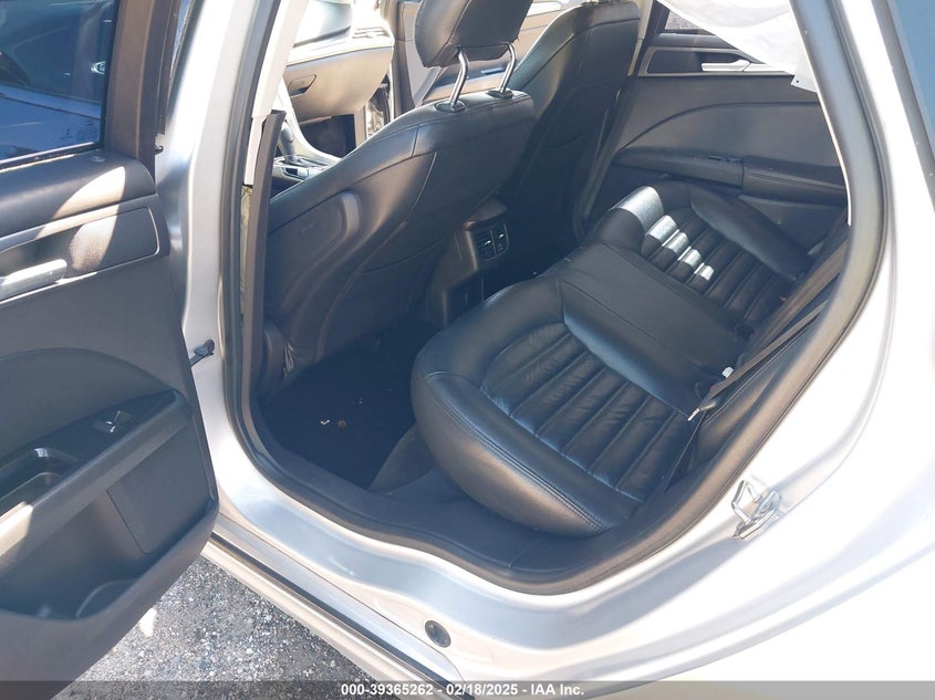 2015 FORD FUSION VIN: 3FA6P0H70FR110097