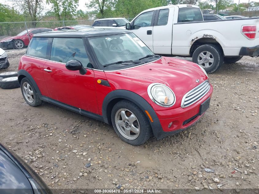 2009 Mini Cooper VIN: WMWMF33529TW71302 Lot: 39365470