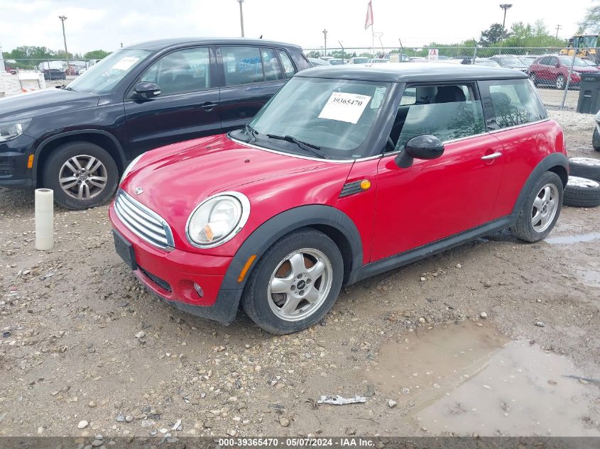 2009 Mini Cooper VIN: WMWMF33529TW71302 Lot: 39365470