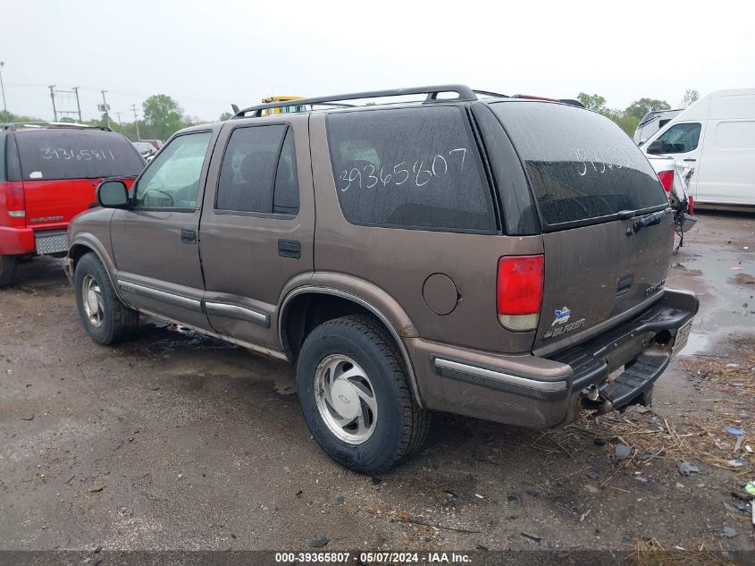 1998 Chevrolet Blazer Lt VIN: 1GNDT13WXW2285213 Lot: 39365807