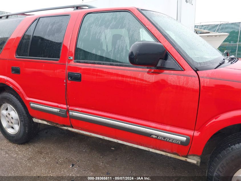 2000 Chevrolet Blazer Ls VIN: 1GNDT13W0Y2402154 Lot: 39365811