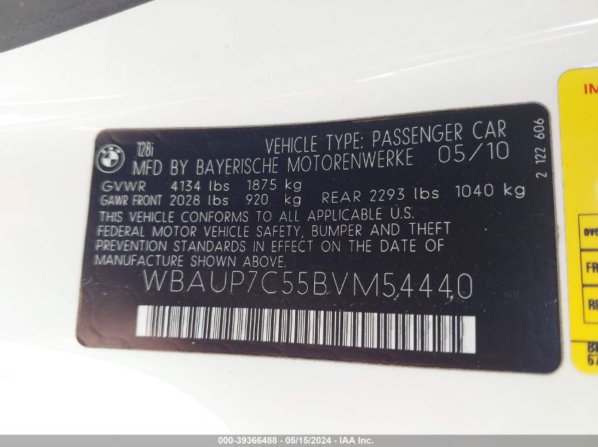 2011 BMW 128I VIN: WBAUP7C55BVM54440 Lot: 39366488