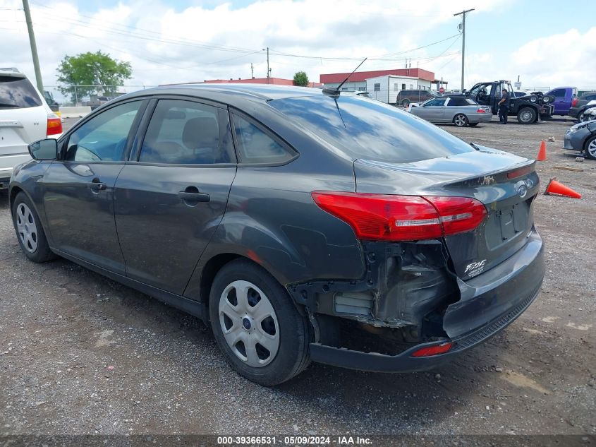 2016 Ford Focus S VIN: 1FADP3E22GL261377 Lot: 39366531