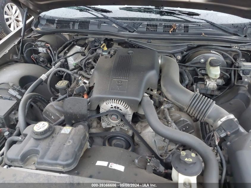 2003 Mercury Grand Marquis Gs VIN: 2MEFM74W63X667598 Lot: 39366686