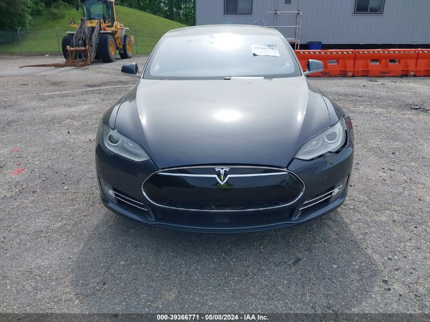 2015 Tesla Model S 70D/85D/P85D VIN: 5YJSA1E21FF119157 Lot: 39366771