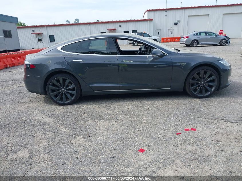 2015 Tesla Model S 70D/85D/P85D VIN: 5YJSA1E21FF119157 Lot: 39366771