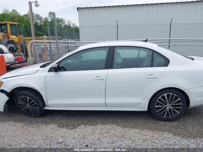 2016 Volkswagen Jetta 1.8T Sport VIN: 3VWD17AJ0GM419033 Lot: 39366876